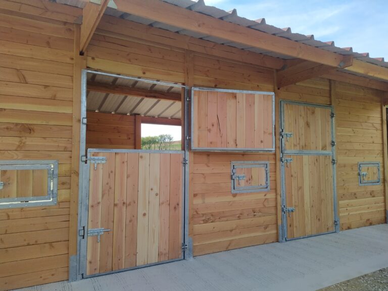 LCI Cheval Double Swing Stable Door