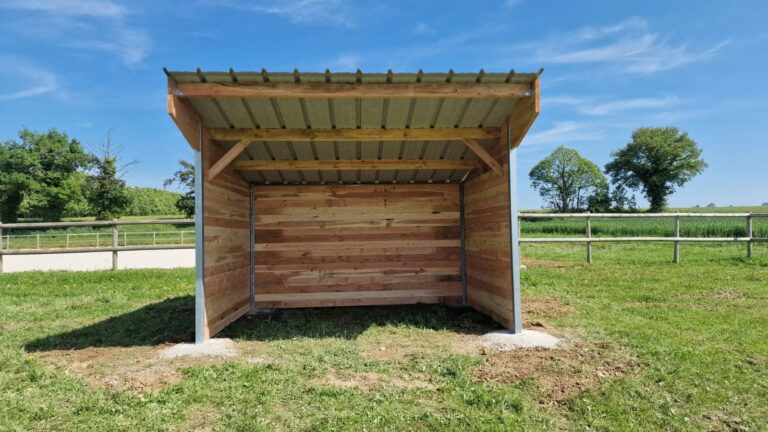 PRO 3 × 4 m (9 ft 10 in × 13 ft 1 in) Field Shelter – LCI Cheval