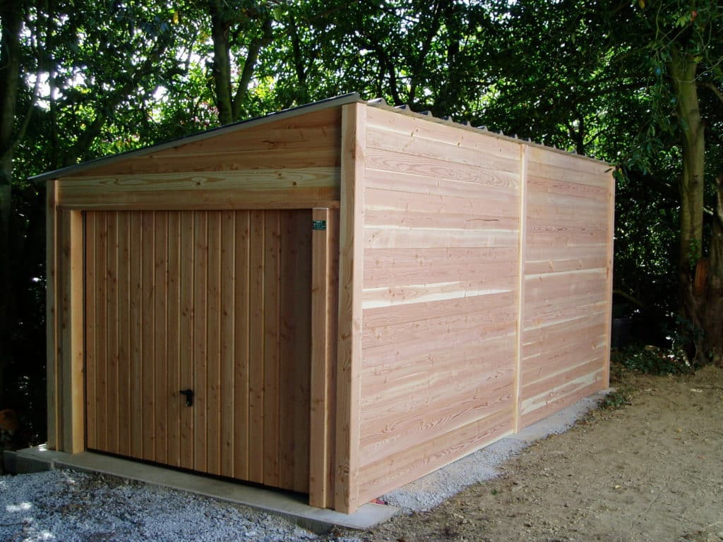 Product page for the LCI Cheval single-slope Douglas fir timber garage. memcite