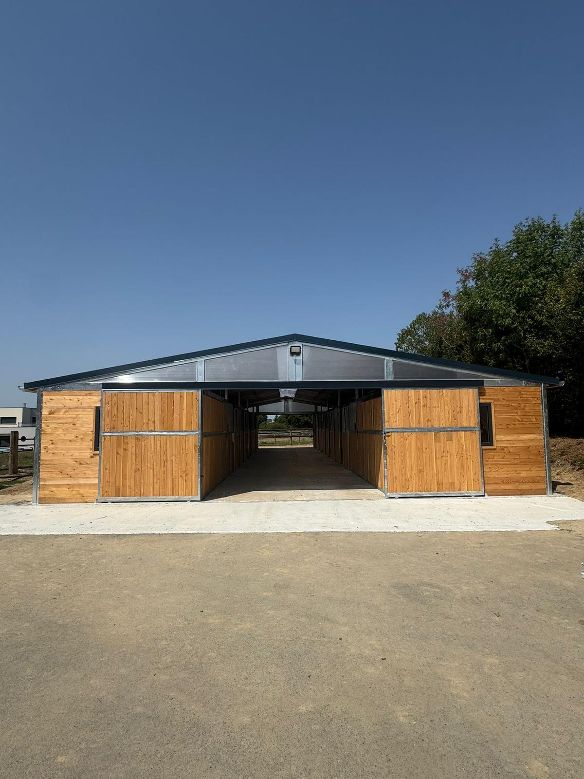 LCI Cheval Douglas Timber fir Barn PRO