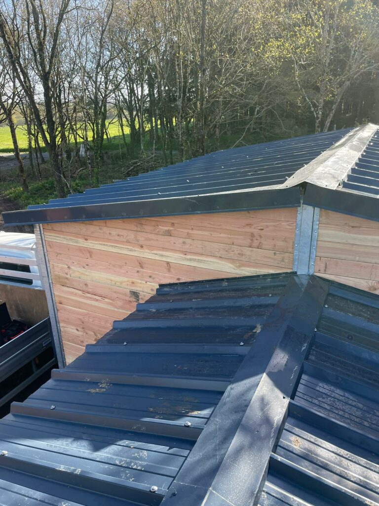 Ridge Cap Detail for Timber Shelters