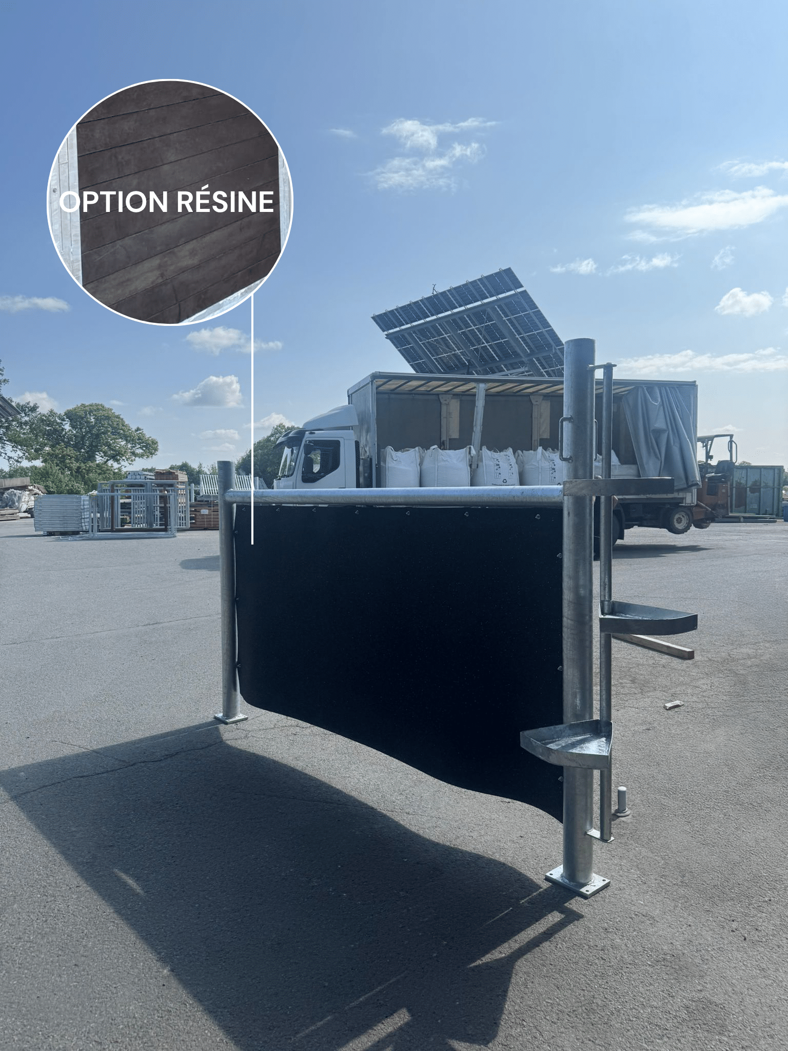 Galvanised Steel Partition Bar for Horse Wash Bays and Grooming Areas
