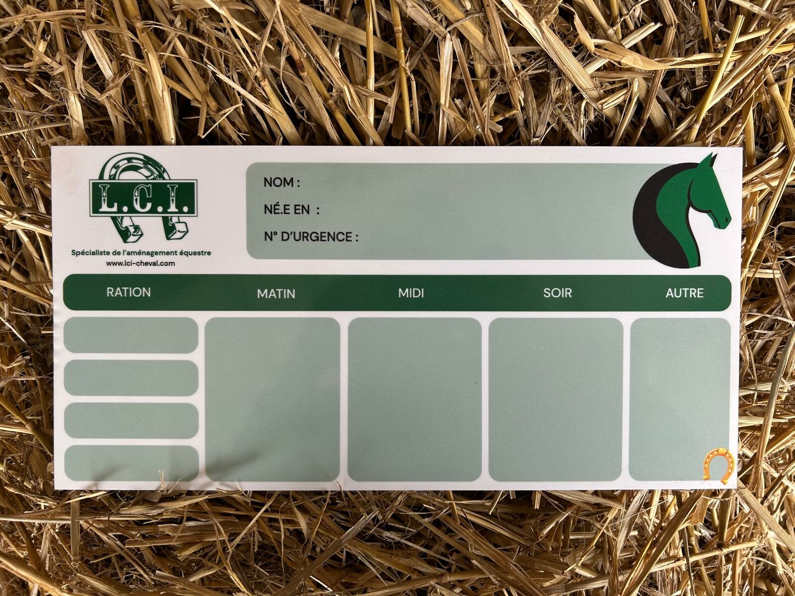 Dry-Wipe Stable Box Board for Recording Horse Feed Rations