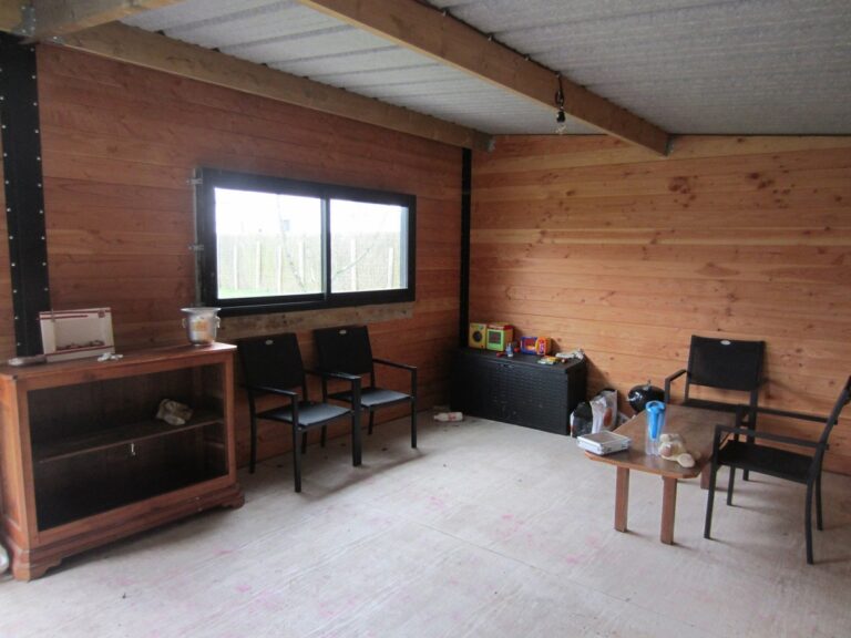 Bespoke 48 mm Douglas Fir Clubhouse – LCI Cheval