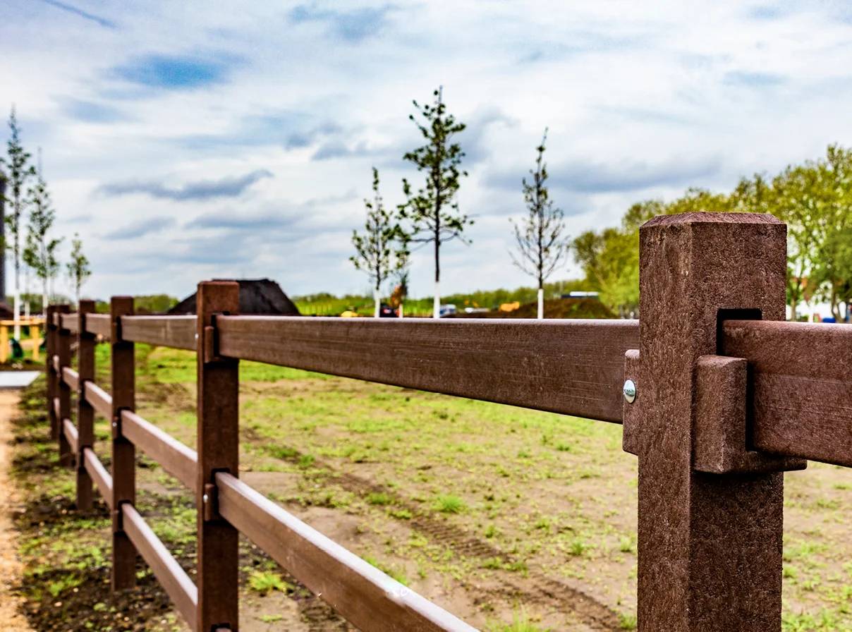 LCI Cheval Three-Rail Enclosure Fencing with Reinforced Posts