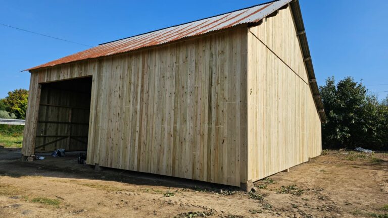48 mm (approx. 1.9 in) Douglas Fir Timber Structure for Agricultural Buildings