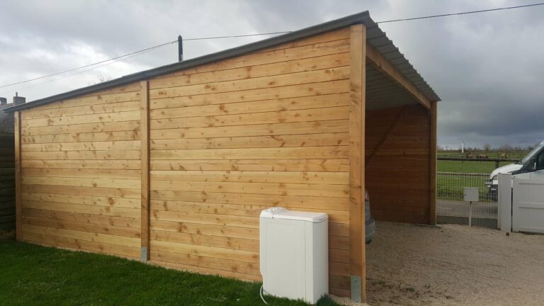 Douglas Fir Timber Carport 36m2
